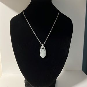 Vintage jadeite pendant